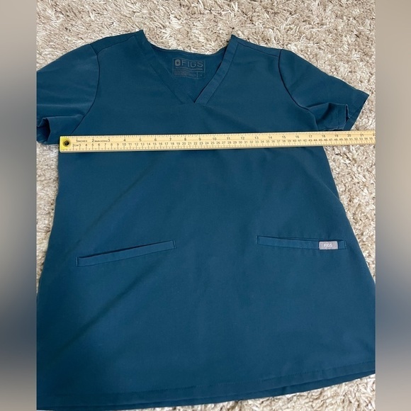 Figs Short Sleeve Technical Collection Turquoise Scrub Top Size S #0497 - Picture 7 of 9